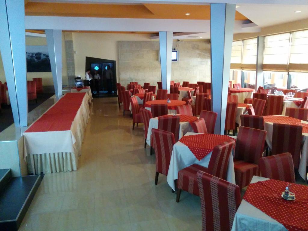 Hotel Palas Mamaja Zewnętrze zdjęcie
