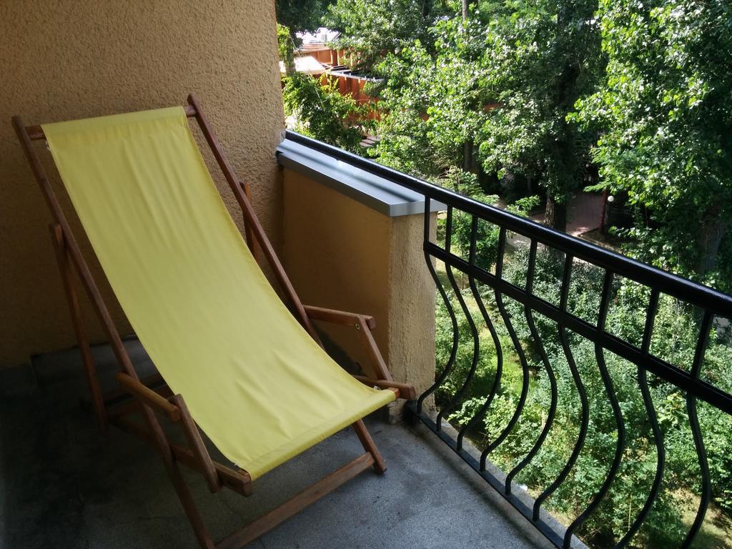 Hotel Palas Mamaja Zewnętrze zdjęcie