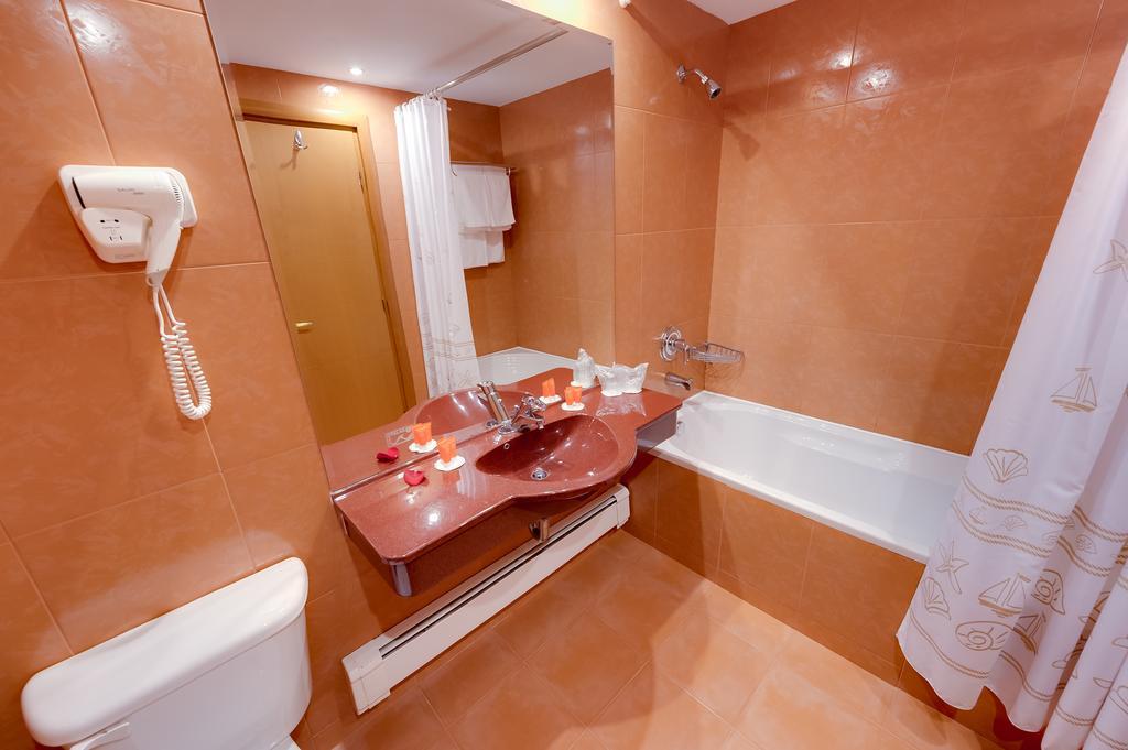 Hotel Palas Mamaja Zewnętrze zdjęcie
