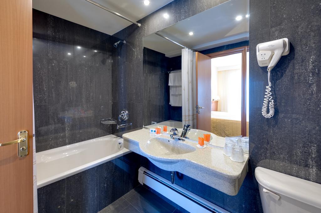 Hotel Palas Mamaja Zewnętrze zdjęcie